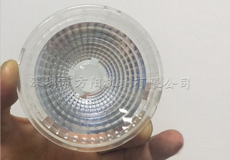透鏡13