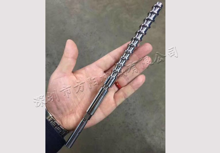 注塑機螺桿不下料的原因分析